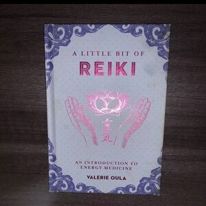 A Little Bit of Reiki by Valerie Oula NEW Hardcover Mini Book